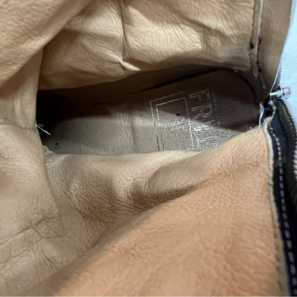 $378 Frye Phillip Harness Riding Boots Black Leather 15.5” Tall 76850 Size 6 B - Picture 12 of 13